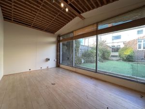 Photo 22- click for photo gallery